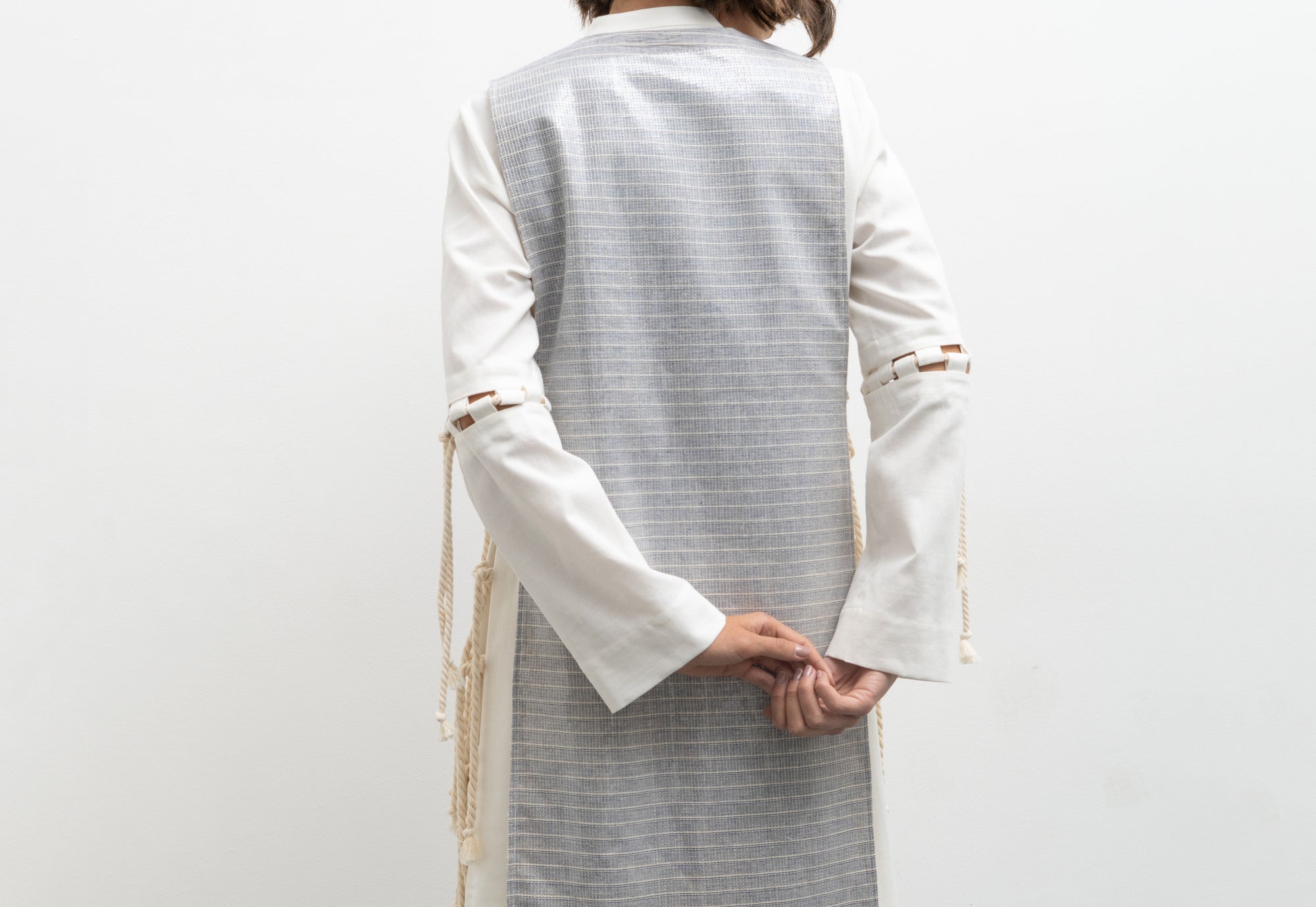 Off white removable sleeve linen dress & reversible vest
